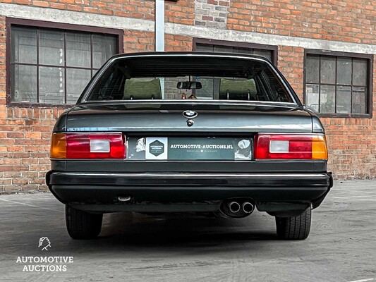 BMW 732i (E23) 3.2 L6 197hp 1985 7-Series Classic Car 