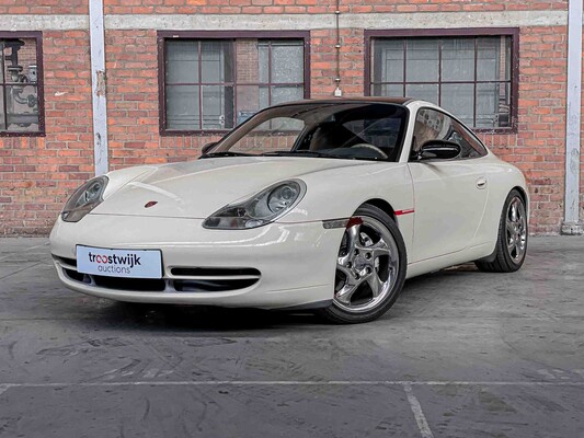 Porsche 911 996 Carrera 3.4 300hp 1999 Youngtimer