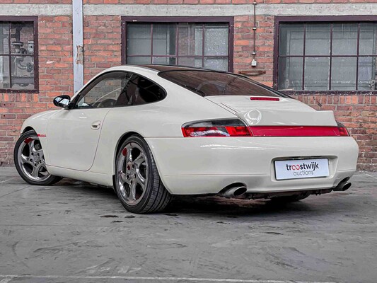 Porsche 911 996 Carrera 3.4 300hp 1999 Youngtimer