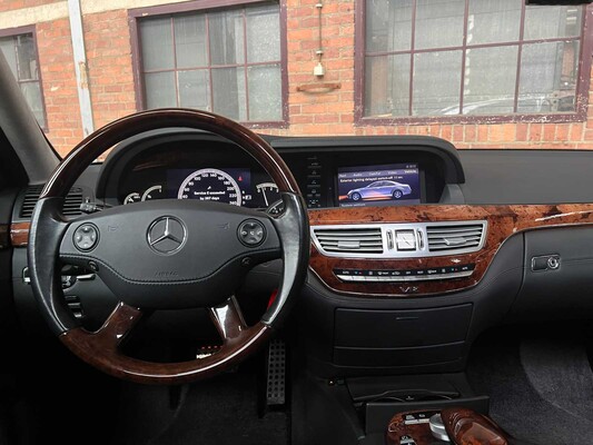 Mercedes-Benz S600 Long 5.5 V12 517PS 2006 S-Klasse Youngtimer