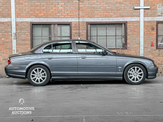 Jaguar S-type 3.0 V6 Executive 248pk 2000 (Origineel-NL), 99-FJ-NF Youngtimer