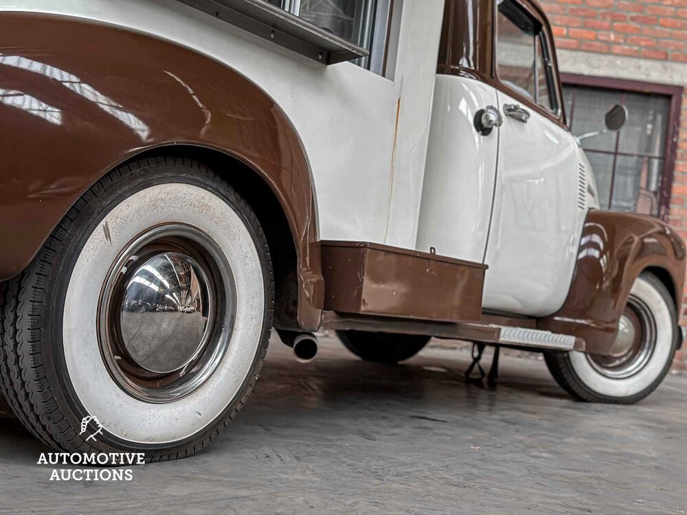 Chevrolet 3600 Ice Cream Truck (FOOD TRUCK) 1952