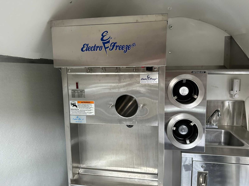 Chevrolet 3600 Ice Cream Truck (FOOD TRUCK) 1952