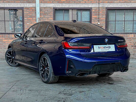 BMW M340i xDrive M-Sport 374pk 2024 G20 (Origineel-NL + 1e Eigenaar) 3-serie, X-742-PS -Fabrieksgarantie-