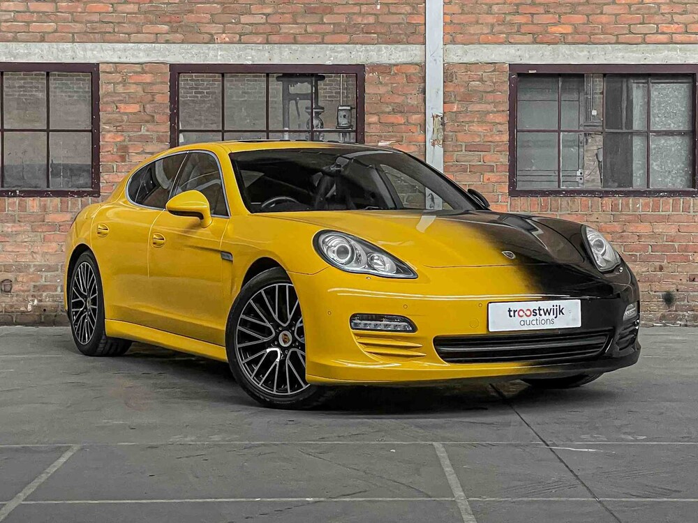 Porsche Panamera 4S 4.8 V8 400hp 2010