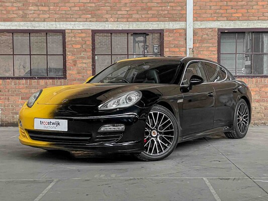 Porsche Panamera 4S 4.8 V8 400PS 2010