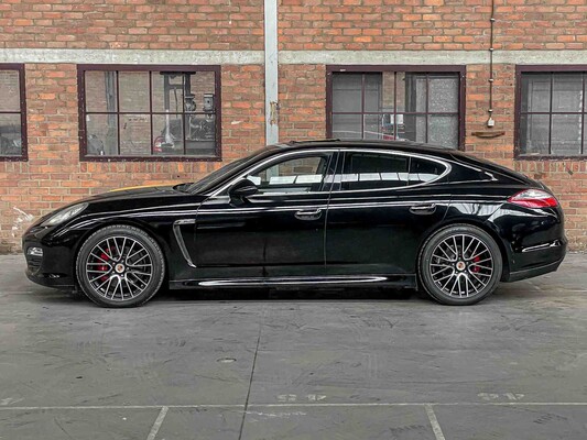 Porsche Panamera 4S 4.8 V8 400hp 2010