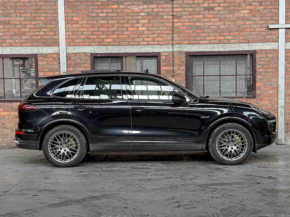 Porsche Cayenne S E-Hybrid 3.0 V6 Platinum Edition 416hp 2017 (original-NL + 1st owner), NX-434-X
