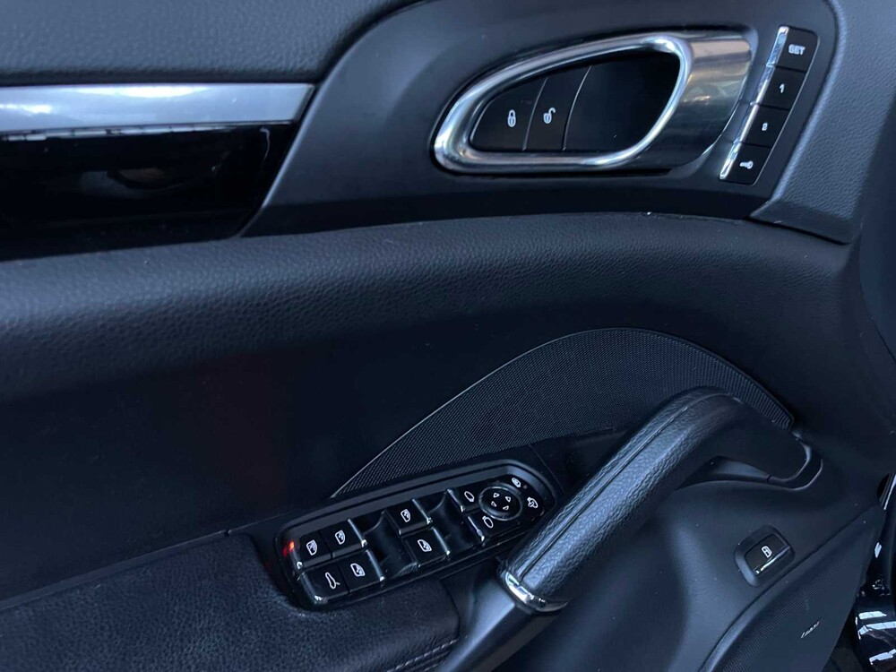 Porsche Cayenne S E-Hybrid 3.0 V6 Platinum Edition 416hp 2017 (original-NL + 1st owner), NX-434-X