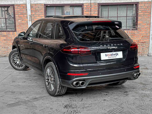 Porsche Cayenne S E-Hybrid 3.0 V6 Platinum Edition 416PS 2017 (Original-NL + 1. Besitzer), NX-434-X