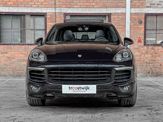 Porsche Cayenne S E-Hybrid 3.0 V6 Platinum Edition 416hp 2017 (original-NL + 1st owner), NX-434-X