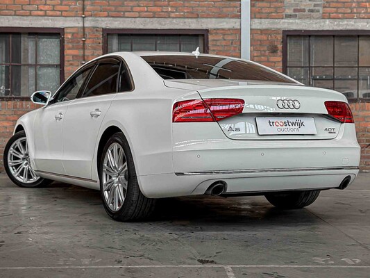 Audi A8 Lang 4.0 TFSI V8 435PK 2012