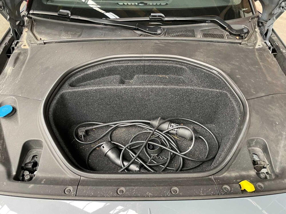 Polestar 2 Long Range Dual Motor Launch Edition 78kWh 408hp 2020 (Original-UK), J-087-SP