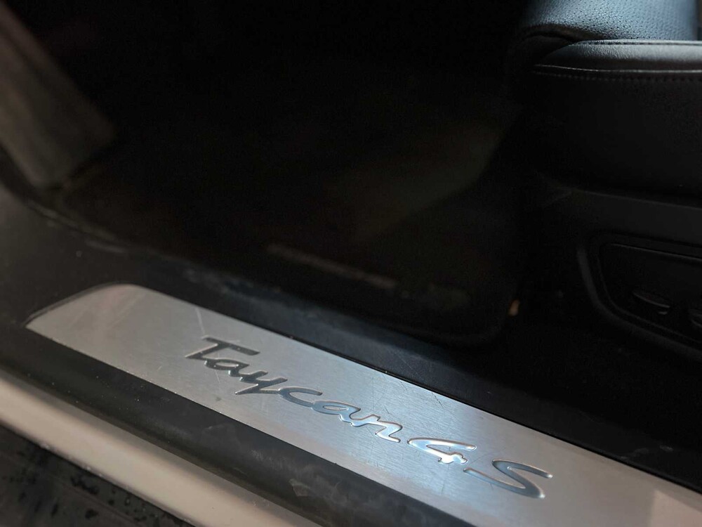 Porsche Taycan 4S Performance 84kWh 489hp 2022 (original-NL + 1st owner), P-217-VP