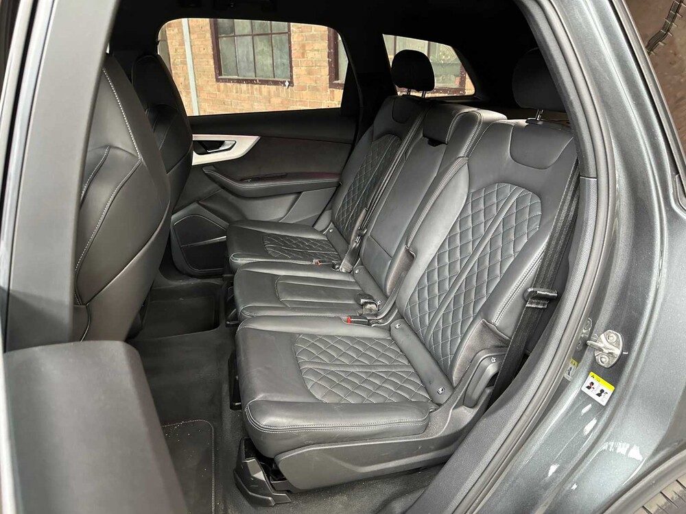 Audi Q7 55 TFSI e Quattro Pro Line S 340hp 2022 (Original-NL), N-814-XL