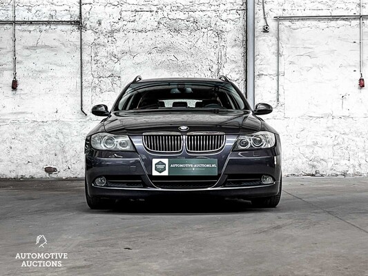 BMW 325i Dynamic Exec. 218pk 2005 (Origineel-NL), 37-RV-HP  -3-serie Touring-