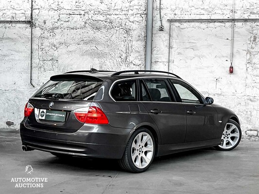 BMW 325i Dynamic Exec. 218pk 2005 (Origineel-NL), 37-RV-HP  -3-serie Touring-