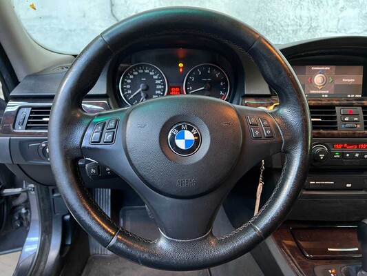 BMW 325i Dynamic Exec. 218PS 2005 (Original-NL), 37-FS-PS -3er-Serie Touring-