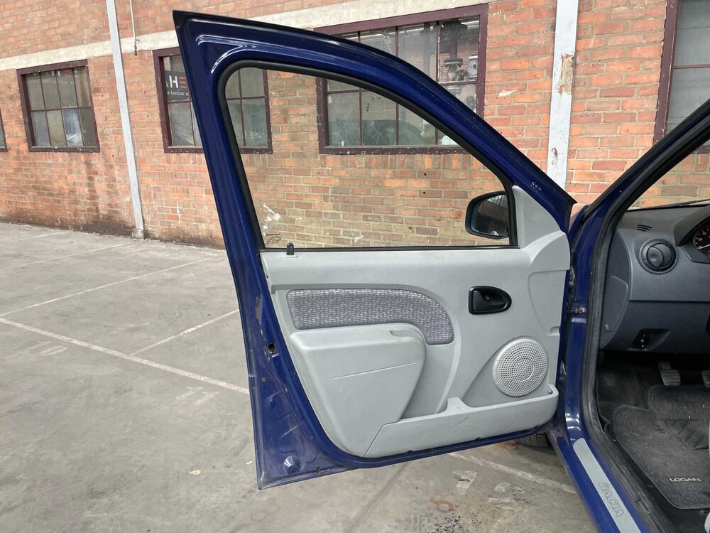 Dacia Logan MCV 1.6-16V Lauréate 105hp 2008, 07-ZG-VT