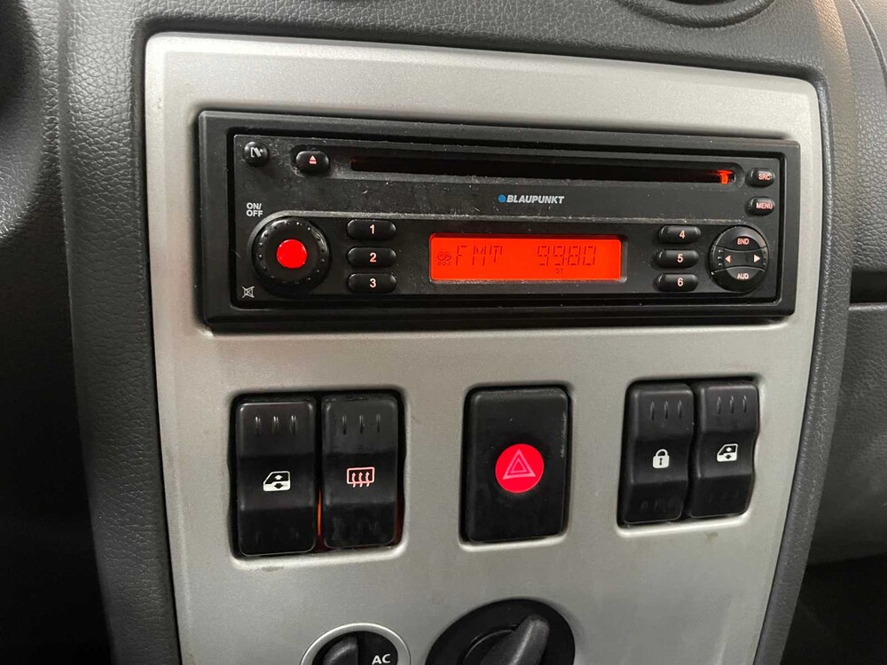 Dacia Logan MCV 1.6-16V Lauréate 105hp 2008, 07-ZG-VT