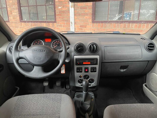 Dacia Logan MCV 1.6-16V Lauréate 105hp 2008, 07-ZG-VT