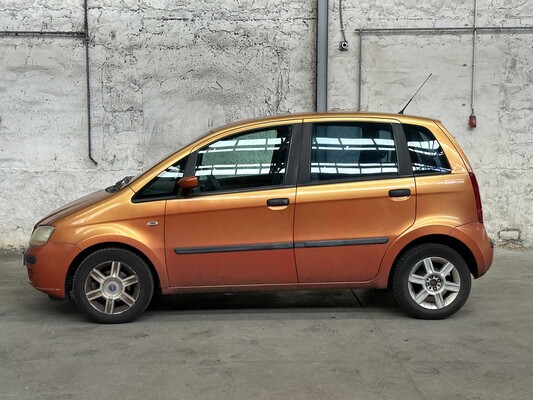 Fiat Idea 1.4-16V Dynamic 95hp 2004, 49-PP-NB