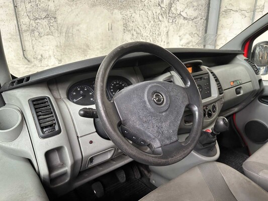 Opel Vivaro 1.9 DI L1H1 82hp 2003, 70-BK-ST