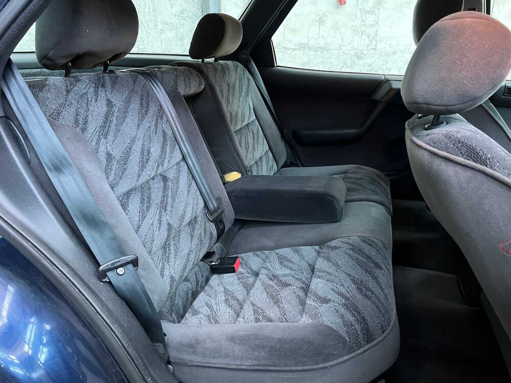 Citroen Xantia Estate 1.8i-16V Millésime 110hp 2000 (Original-NL), 21-FB-VN