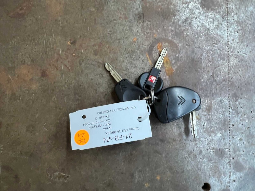 Citroen Xantia Estate 1.8i-16V Millésime 110hp 2000 (Original-NL), 21-FB-VN