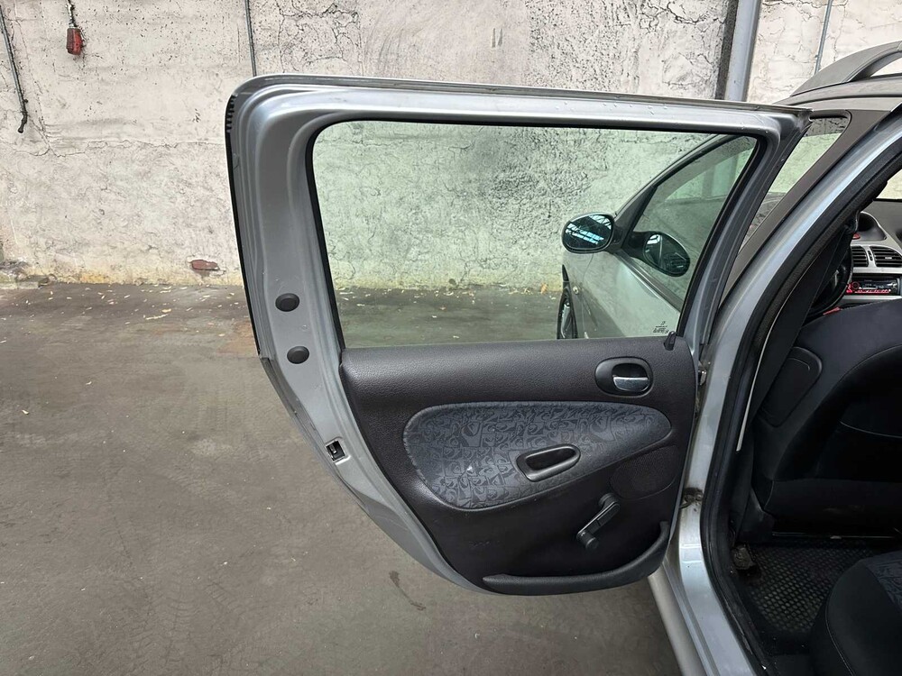 Peugeot 206 SW 1.6-16V Quiksilver 109hp 2005, 98-RF-TB