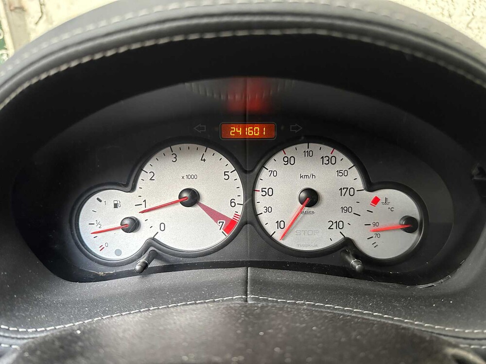 Peugeot 206 SW 1.6-16V Quiksilver 109hp 2005, 98-RF-TB