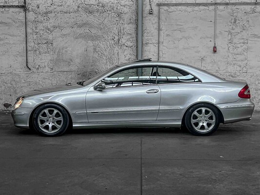 Mercedes-Benz CLK240 Coupe 2.6 V6 Avantgarde 170hp 2002 CLK-class, J-956-XG