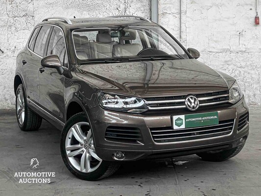 Volkswagen Touareg 3.0 TDI Highline 239hp 2010 (Original-NL+1st owner), 67-NLD-1