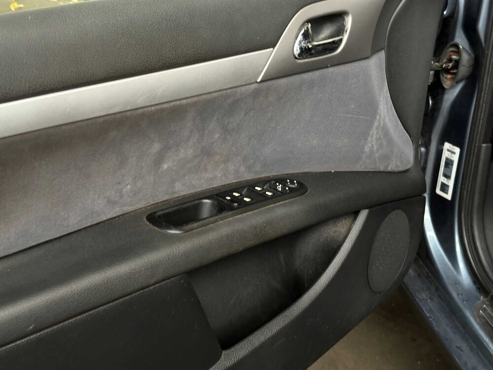 Peugeot 407 2.0 HDiF XS 136hp 2007 (Original-NL), 99-XS-TN