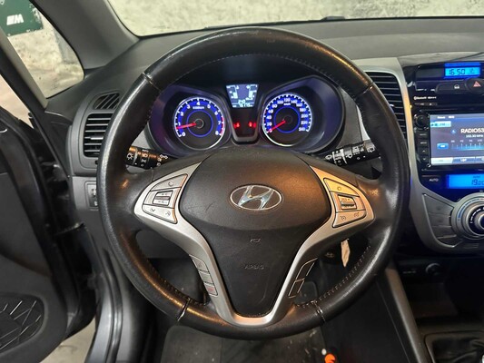 Hyundai ix20 1.4i i-Catcher 90hp 2011 (Original-NL), 61-PNL-9