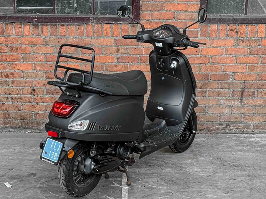 La Souris Sourini, FLJ-13-B - Scooter