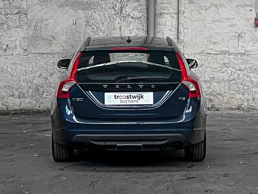 Volvo V60 1.6 T3 R-Design 150HP 2011, 09-TSF-1