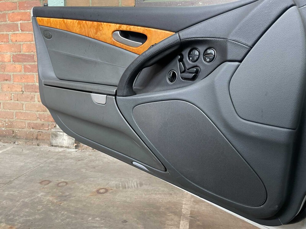 Mercedes-Benz SL350 AMG 3.7 V6 Cabriolet -Youngtimer- SL55 LOOK 