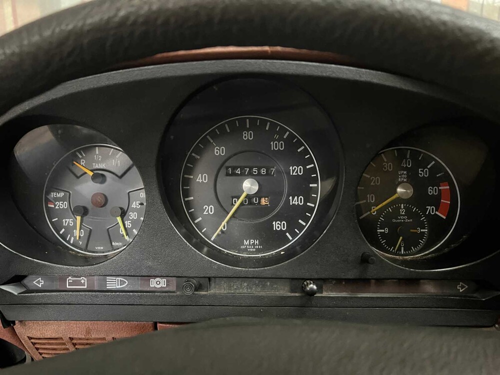 Mercedes-Benz SL450 226hp 1974 SL-Class