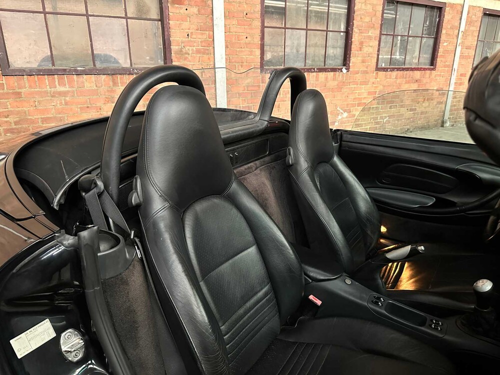 Porsche Boxster 2.5 204hp 1999, 92-HGH-7