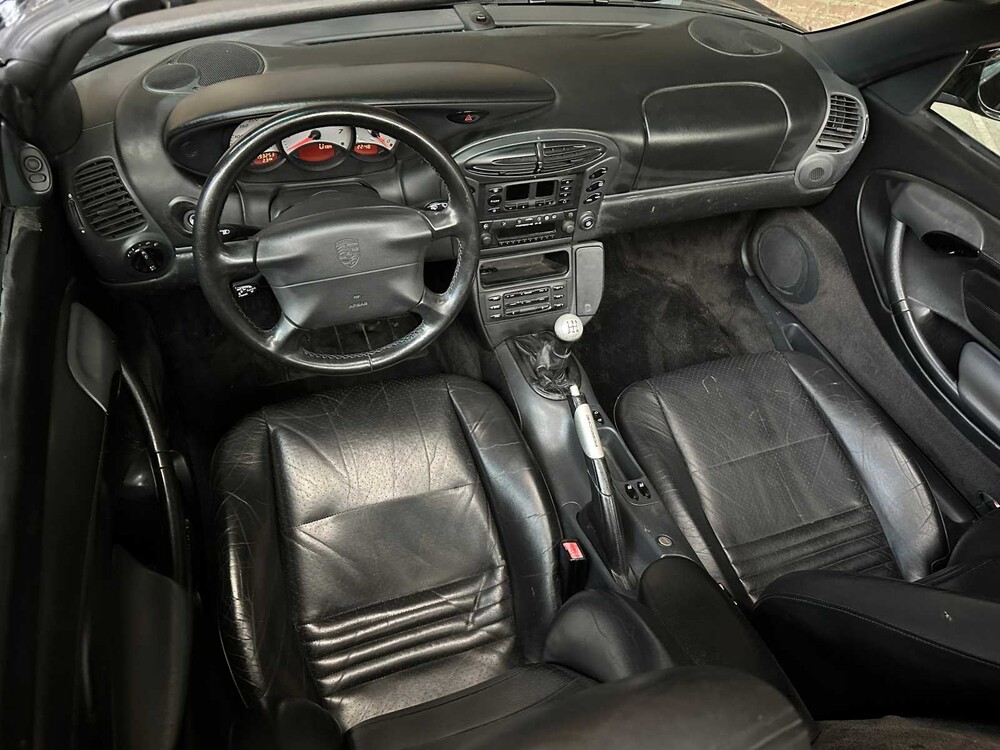 Porsche Boxster 2.5 204hp 1999, 92-HGH-7
