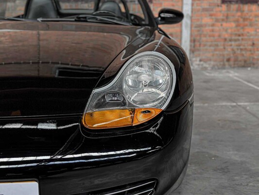 Porsche Boxster 2.5 204hp 1999, 92-HGH-7