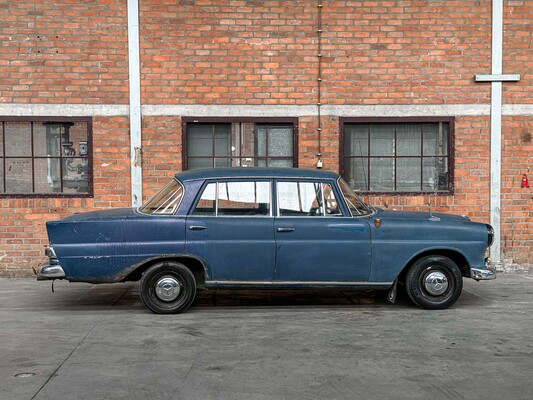 Mercedes 190D C-Limousine 1963 Oldtimer