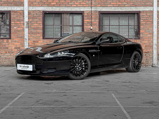 Aston Martin DB9 5.9 V12 Touchtronic 457pk 2004, 31-XJ-GF