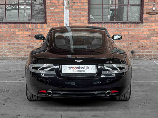 Aston Martin DB9 5.9 V12 Touchtronic 457hp 2004, 31-XJ-GF