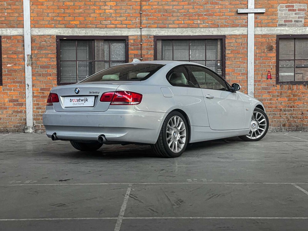 BMW 335i Coupe E92 306hp 2006 3-series, 67-GLX-6 Youngtimer