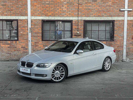 BMW 335i Coupe E92 306hp 2006 3-series, 67-GLX-6 Youngtimer