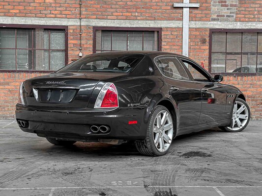 Maserati Quattroporte 4.2L V8 MFI DOHC 259 400hp 2008 Youngtimer