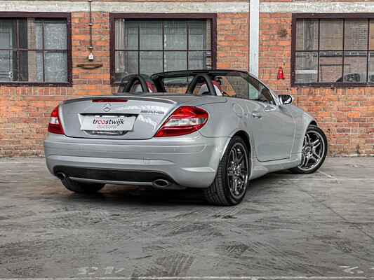 Mercedes-Benz SLK350 AMG 3.5 V6 272hp 2006 AIRSCARF Youngtimer