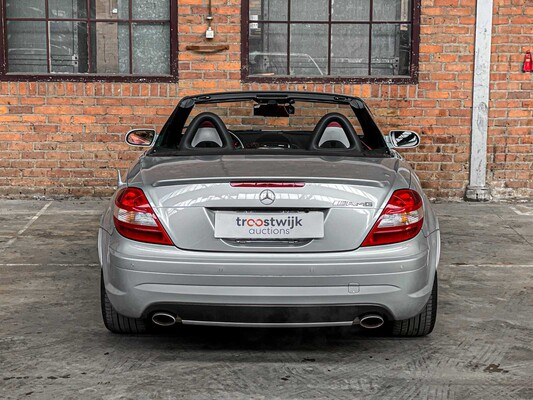 Mercedes-Benz SLK350 AMG 3.5 V6 272hp 2006 AIRSCARF Youngtimer